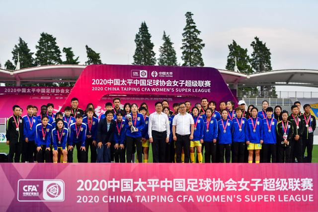 英超激战曼联与热刺 利物浦挑战曼城 巴萨力争九连胜